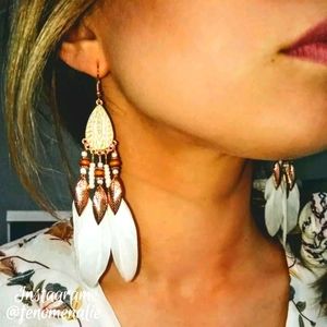 Boho Style Feather Dangle Drop Earrings